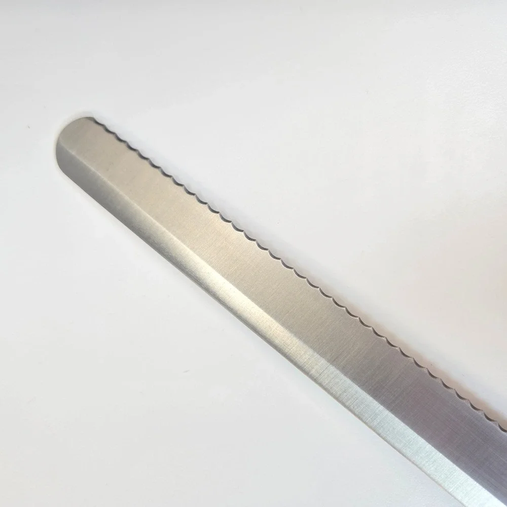 Chicago Cutlery BT10 10 inch Serrated Bread Knife Walnut Handle Made in USA